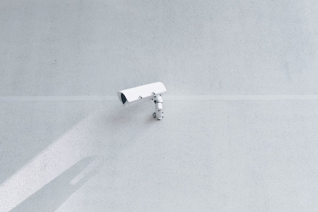 white-box-security-camera-on-wall-xjc-frjbuw